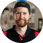 Säkerhetstekniker svarar på frågor om dörrautomatik