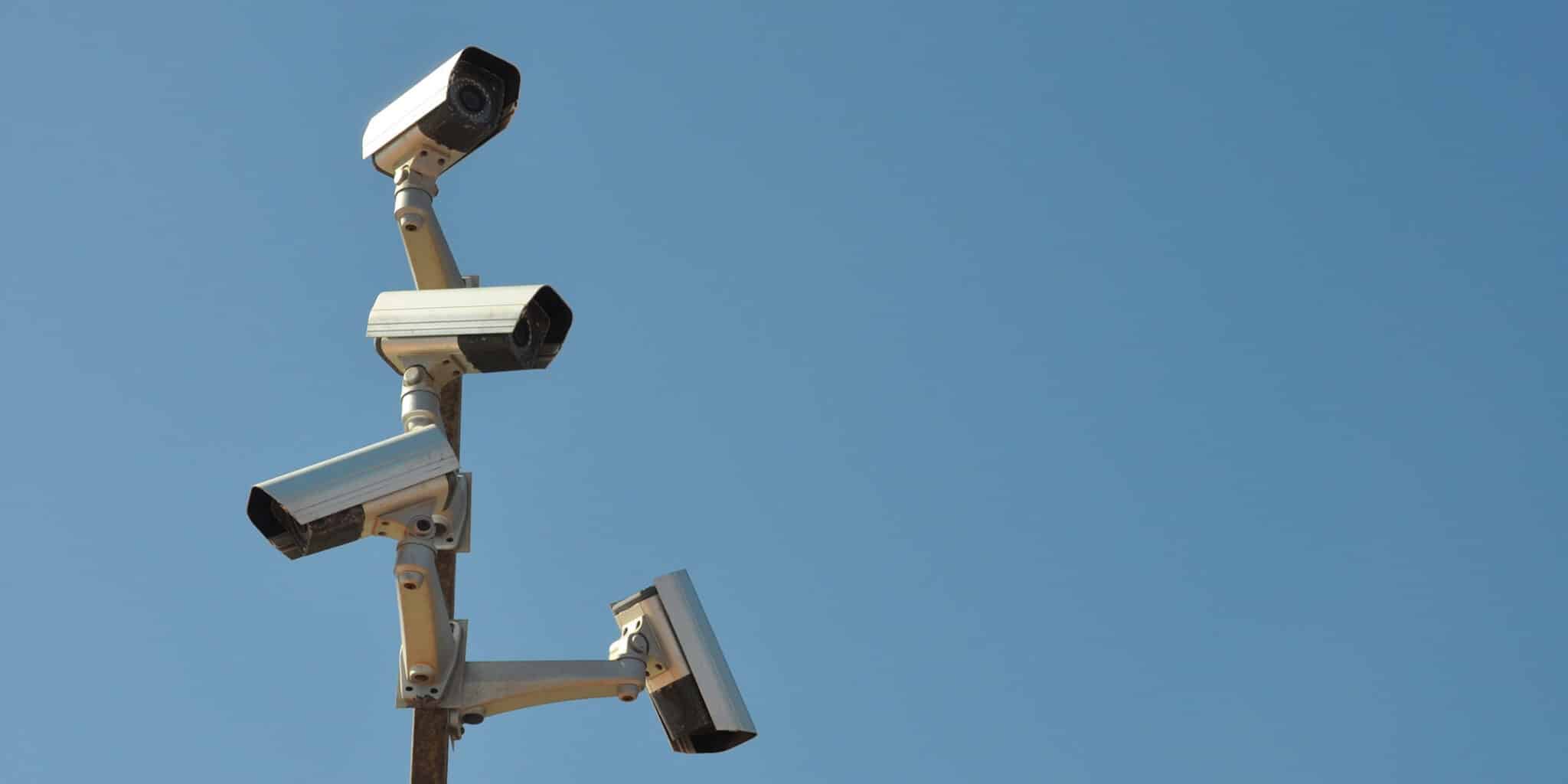 Kamerabevakning med videoanalys som analyserar beteenden och rörelsemönster | SafeTeam