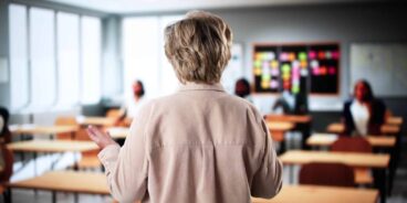 Rektor berättar om kameraövervakning på skola