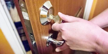 Dörrlås med låscylinder med flexfunktion | SafeTeam