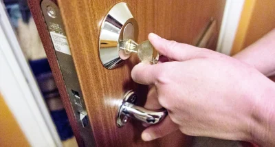 Dörrlås med låscylinder med flexfunktion | SafeTeam