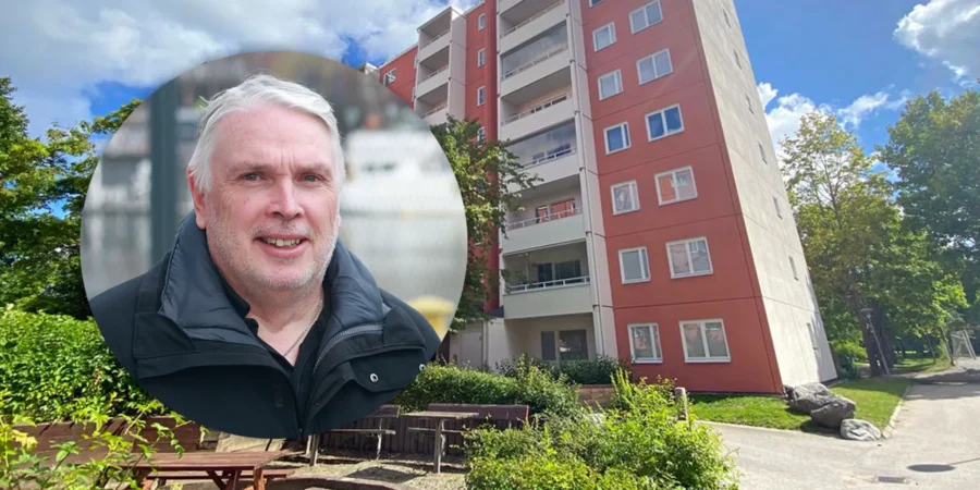 Ett flerfamiljshus hos Botkyrkabyggen i Stockholm och en bild i bilden på trygghetsansvarig hos fastighetsbolaget.